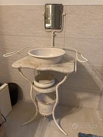 Mobile da bagno vintage