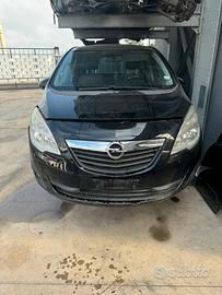 Ricambi opel meriva con porte controvento 2010