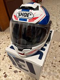 Casco shoei