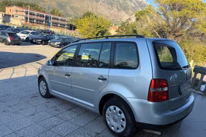 Volkswagen Touran 2.0 Highline Ecofuel garantita 1