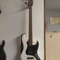 Basso elettrico STAGG