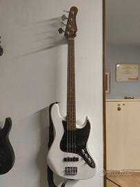 Basso elettrico STAGG