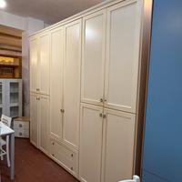 Armadio 6 ante accessoriato