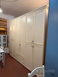 Armadio 6 ante accessoriato