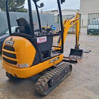 miniescavatore jcb 