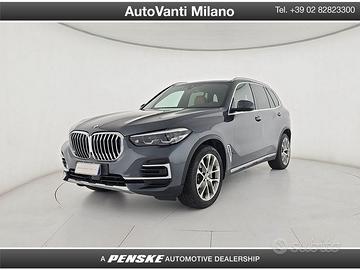 BMW X5 xdrive30d mhev 48V xLine auto