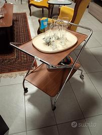 Carrellino porta vivande pieghevole 