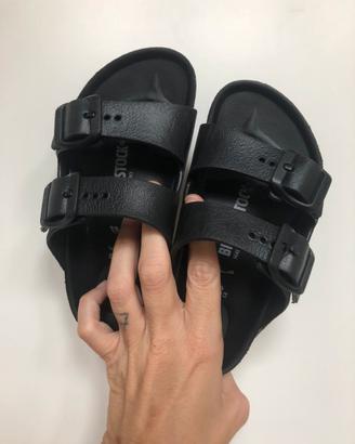 Birkenstock Arizona black sandali con cinturini