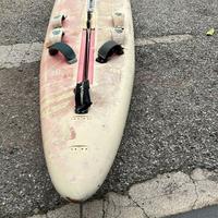 windsurf mistral race