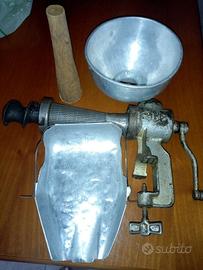 Macchina per fare la salsa funzionante