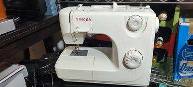 MAACCHINA PER CUCIRE SINGER 8280