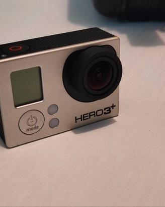 GoPro Hero3+ black super accessoriata e case rigid