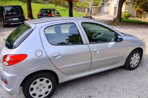 Peugeot 206 plus - Imm. 2010 Benzina