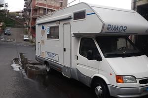 Camper Mansardato Rimor Super Big 628