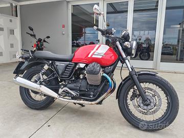 Moto Guzzi V7 II Special