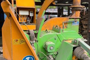 Cippatrice Heizohack HM 4-300