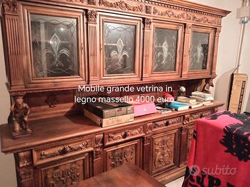 Mobile salone stile Ludovico II