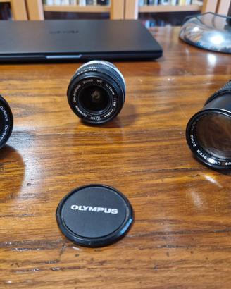 Tre obiettivi Zuiko per Olympus serie OM