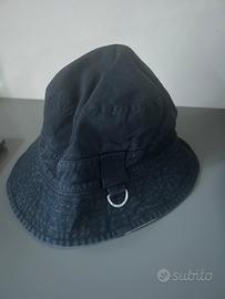 Burberry cappello pioggia