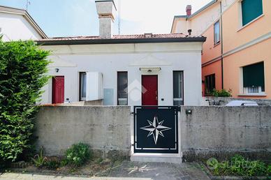 3 LOCALI A JESOLO
