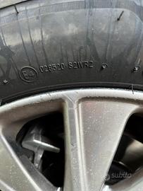 Pneumatico adatto mazda 2, toyota yaris e simili