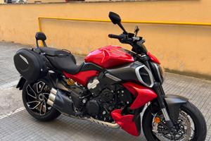 Ducati Diavel V4 - 2023
