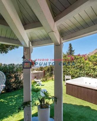 VALDERICE - Villa libera su 4 lati con giardino