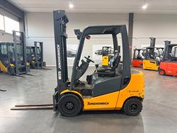 CARRELLO ELEVATORE DIESEL JUNGHEINRICH 20 QUINTALI