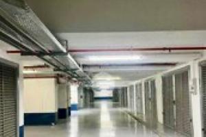 Box auto/garage nel parcheggio al Tribunale