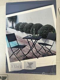 Tavolino da balcone per due persone