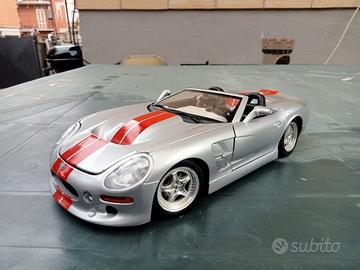 Shelby Series 1 1/18