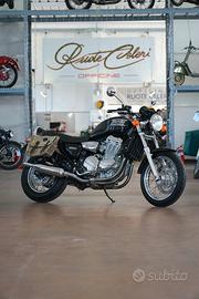 Triumph 309 RT Thunderbird 900 conservata