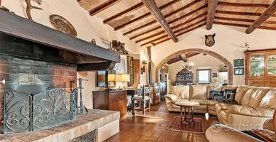 Casale con vigneto e uliveto, Siena - Toscana