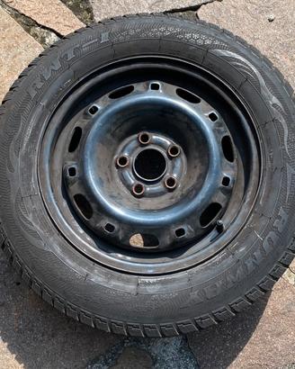 Pneumatico con cerchio VW Polo