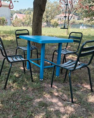 tavolo sedie giardino vintage 