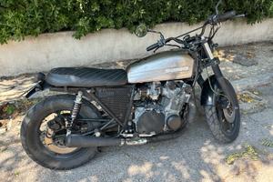caferace suzuki gs 1000 anno '80