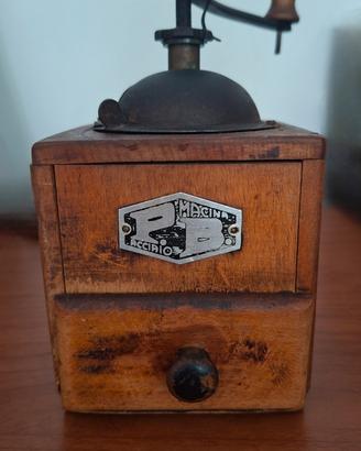 Macinacaffè manuale d'epoca 