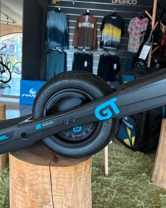 ONEWHEEL GTS SERIES NUOVO 0KM
