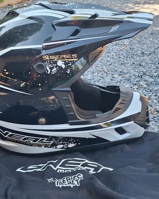 casco Oneal. motocros//Enduro Tg XL