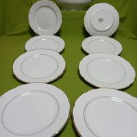 Set di Zuppiera e piatti in ceramica di Laveno.