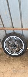 Cerchio e gomma anteriore completo honda sh 300 
