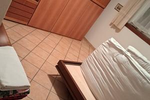 Camera stanza Cesano Boscone 500