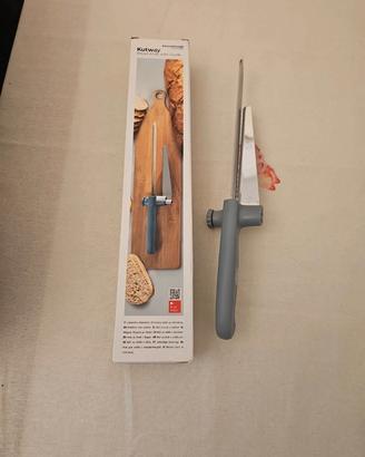 Coltello per pane con guida regolabile