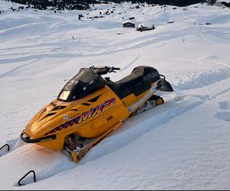 Ski doo mxz 670 rave