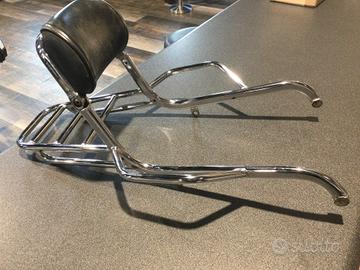 Portapacchi con schienalino e maniglie California 