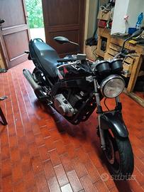 Suzuki GS 500 - 2004