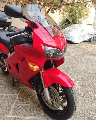 VFR 800 - anno 2000 - certificata FMI