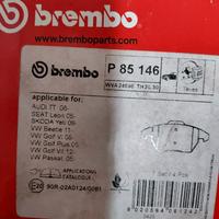 Le pastiglie per  freni BREMBO. 