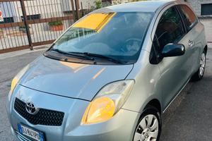 Toyota Yaris E4 Benzina