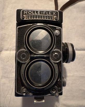 MACCHINA FOTOGRAFICA ROLLEIFLEX